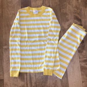 Kids Hanna Andersson long sleeve pajamas. Yellow size 140 (us 10).